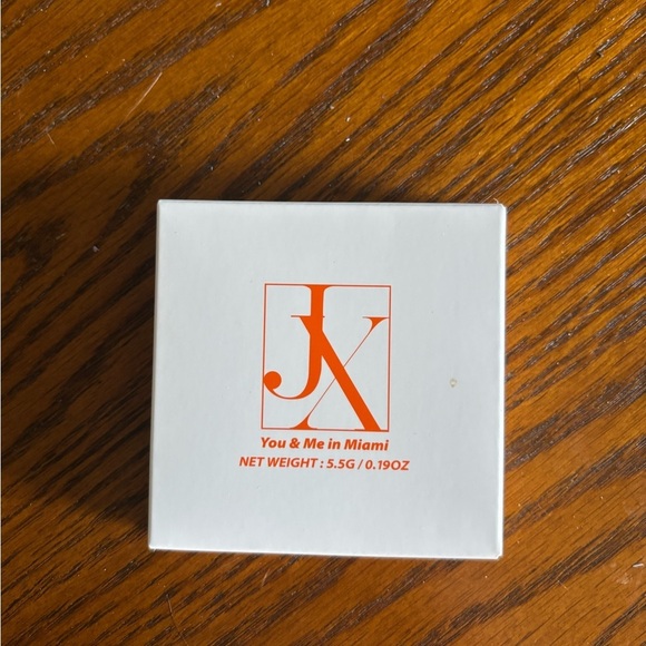 NIB JX Just Ximena You & Me In Miami 5.5g/0.19oz Eyeshadow Palette - Picture 2 of 6